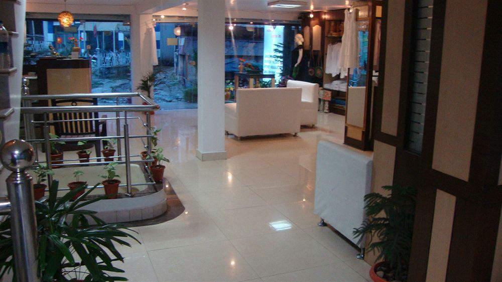 Hotel Ganesha Inn Tapovan Dış mekan fotoğraf