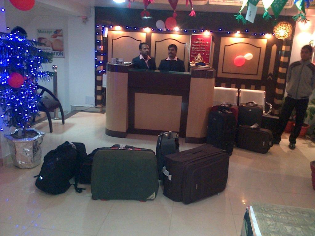 Hotel Ganesha Inn Tapovan Dış mekan fotoğraf