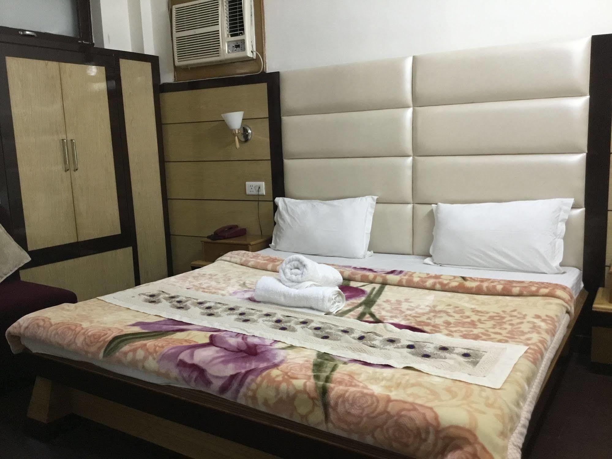 Hotel Ganesha Inn Tapovan Dış mekan fotoğraf